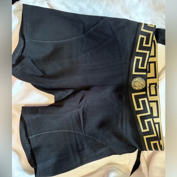 Versace cycle shorts size 2 - Picture 5 of 6